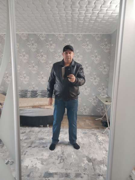Вадим, 43 года, хочет пообщаться