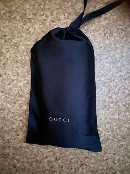 Солнцезащитные очки GUCCI