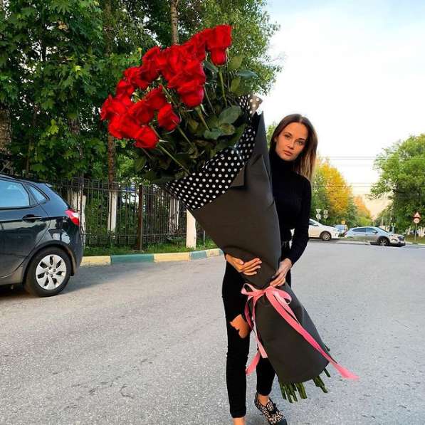 Доставка цветов Днепр. Купить метровые розы сравнить цены в фото 6