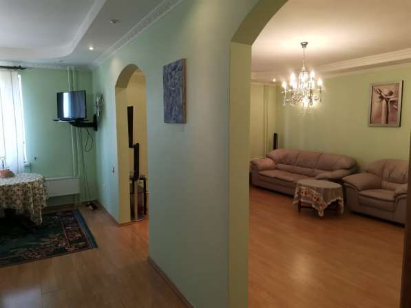 Собственник продаст 3-х комнатную квартиру на Копылова в Красноярске фото 17