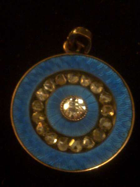 Медальон золото, бриллианты старой огранки, голубая эмаль в Москве