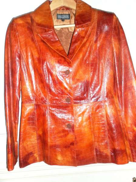Пиджак кожаный р.46-48 цвет