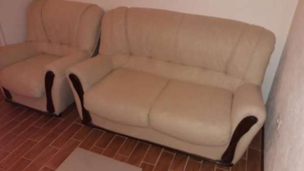 Продам диван-кровать, диван и кресло в 