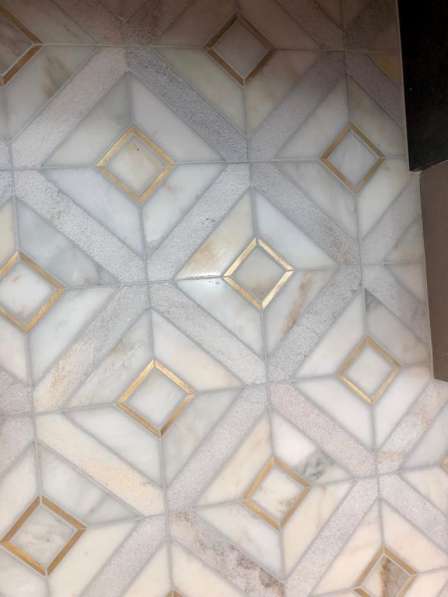 Tiler, tile laying в фото 3
