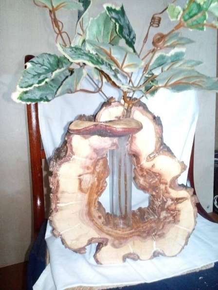 Декоративные вазы, пано ручной работы из дерева в фото 3