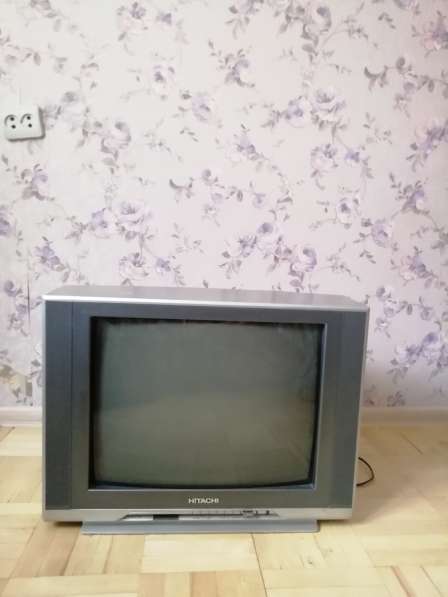 Большой телевизор старого образца ?