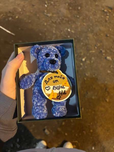 Ручная работа(мишки связанные крючком) в Омске