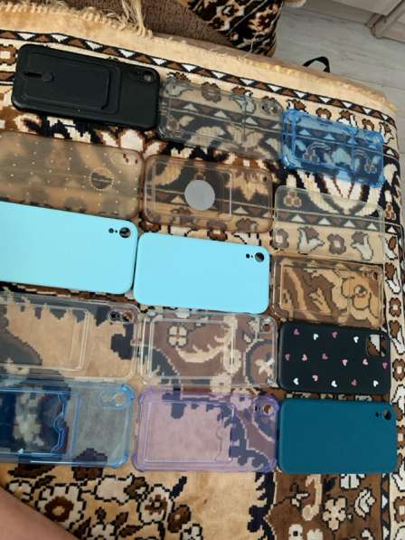 Продам чехли на айфон xr