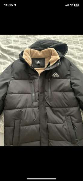 Продам куртку новую