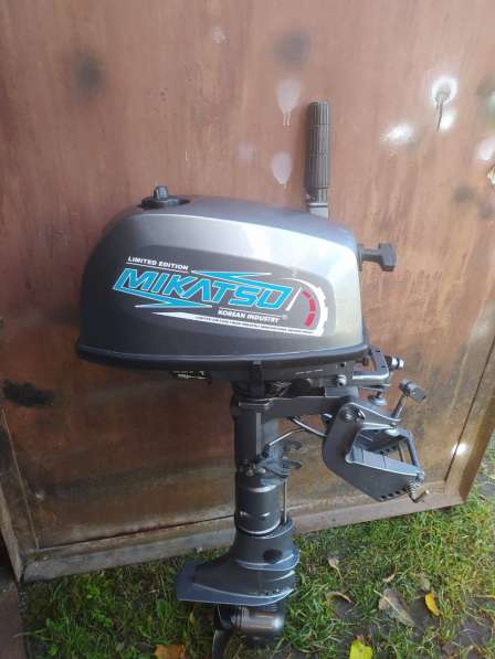 Моторная лодка в Калининграде