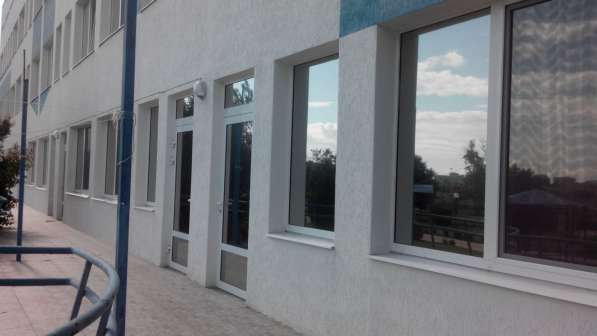 Металлопластиковые окна, двери, конструкции. Остекление в Севастополе фото 3
