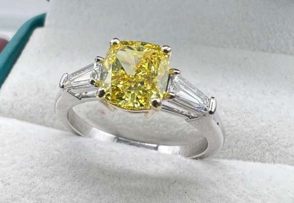 Золотое кольцо с бриллиантами 1.77 карата в Махачкале фото 6