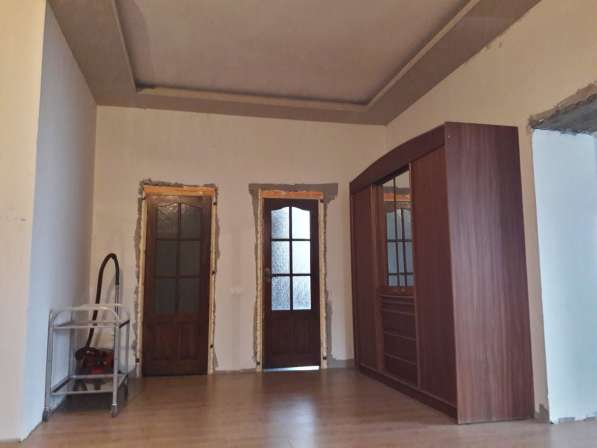 Продам коттедж возле леса в фото 11