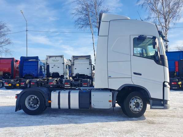 Седельный тягач б/у 4х2 VOLVO FH13.500 без пробега по РФ в Санкт-Петербурге фото 10