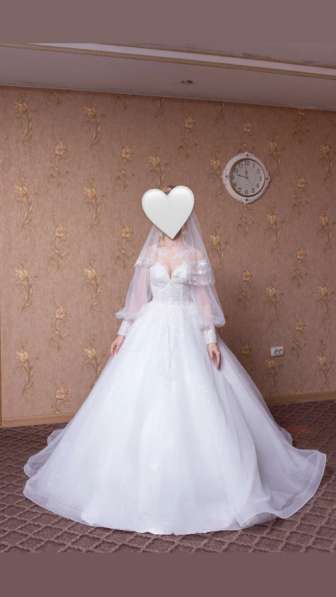 Свадебное платье 17 000