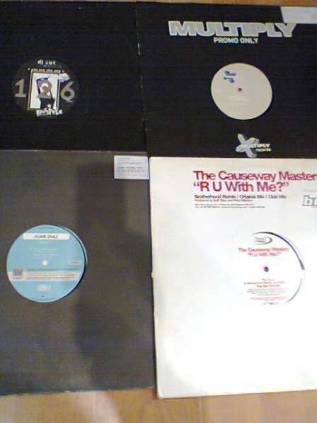 Toshiba Satellite L300-129 Поддон ноутбука в Москве фото 25