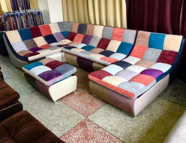 Угловой модульный диван в стиле пэчворк