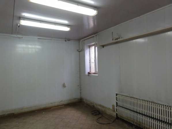 Продам нежилое помещение 173,8 м. В спальном районе, цокольн в Магадане фото 4