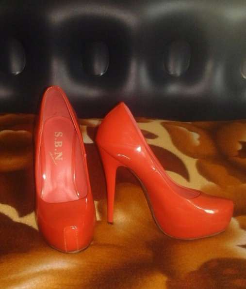Туфли красные лакированные 36 размера в Вологде фото 3