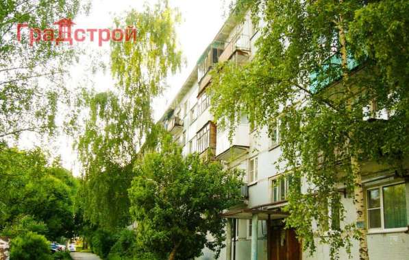 Продам трехкомнатную квартиру в Вологда.Жилая площадь 60,10 кв.м.Дом панельный.Есть Балкон. в Вологде