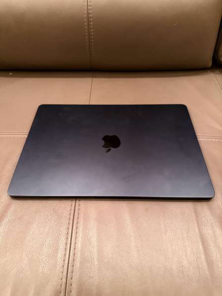 MacBook air 15 M3 16-512 2024
