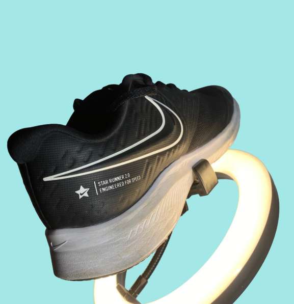 Кроссовки Nike спорт