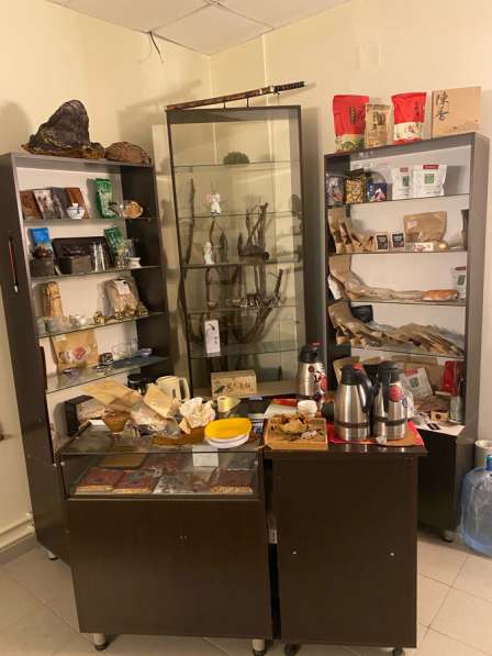 Торговые стеллажи