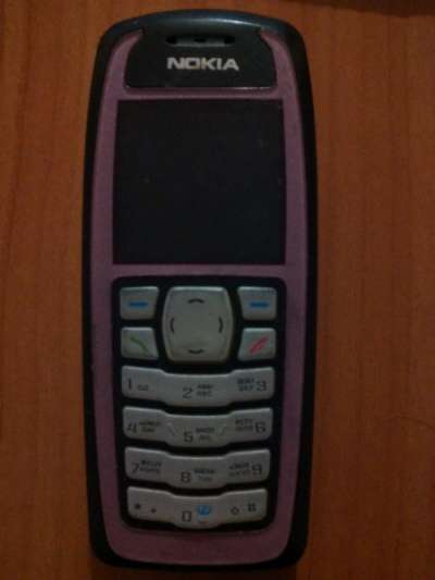 сотовый телефон Nokia 3100