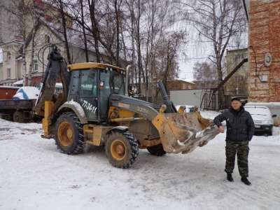 экскаватор JOHN DEERE 325К