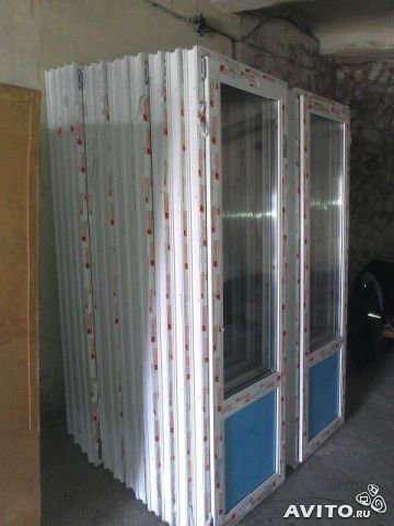 Новые двери ПВХ балконные в Омске