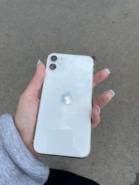 IPhone 11 в Москве фото 3