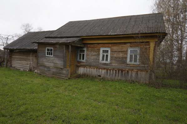Бревенчатый дом в жилом селе, в Москве фото 17