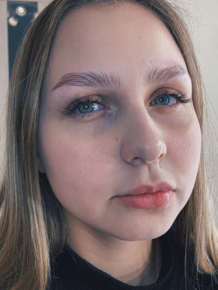 Окрашивание бровей в Санкт-Петербурге фото 4