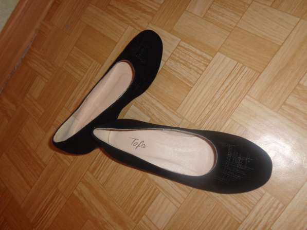 Новые туфли из натуральной замши 600 рублей