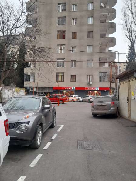 Сдается 3 комнатная квартира в тбилиси в 