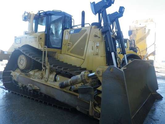 Гусеничный Бульдозер Caterpillar D8T