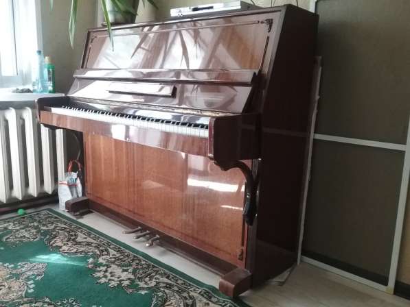 Пианино "Лирика" в Чехове