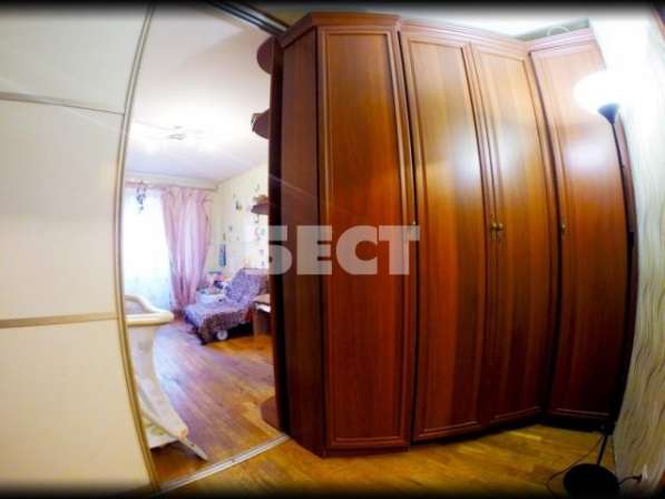 Продам четырехкомнатную квартиру в Москве. Жилая площадь 77 кв.м. Дом панельный. Есть балкон. в Москве фото 3