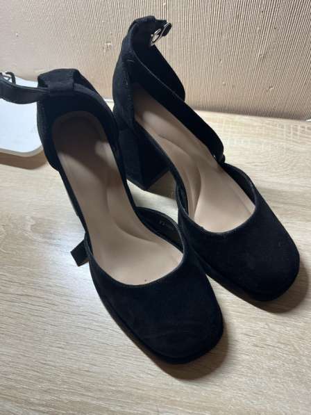 Босоножки черные замша в Москве