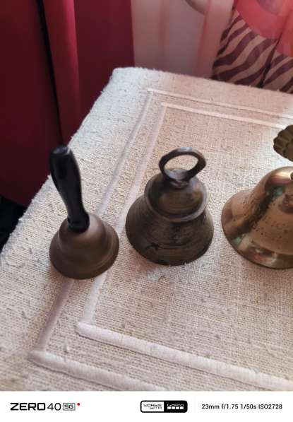 Продам старинные колокольчики в Евпатории фото 3