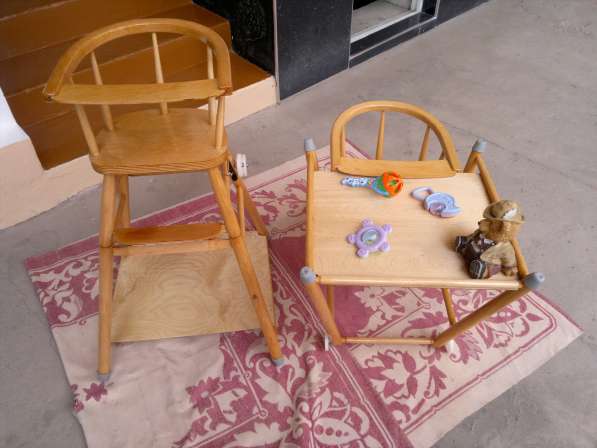 Продаю детский стульчик деревянный раскладной 1-шт в 