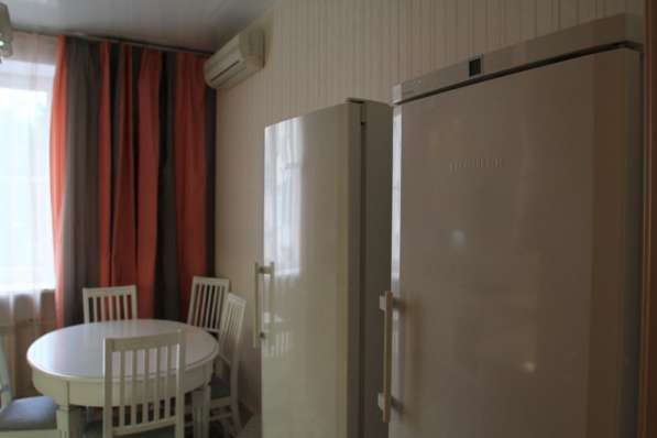 Продам 2-комнатную сталинку с евроремонтом и мебелью в Санкт-Петербурге фото 16