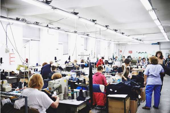 Фабрика изготовления мужской одежды в 