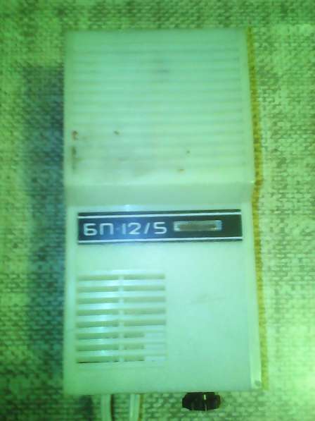 Продам инструментальный ящик в фото 8