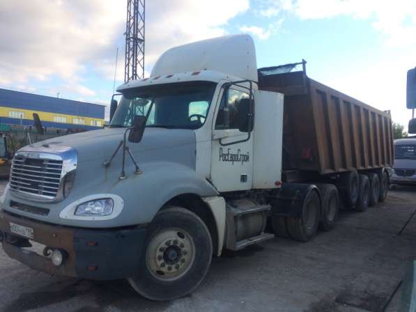 Freightliner Columbia