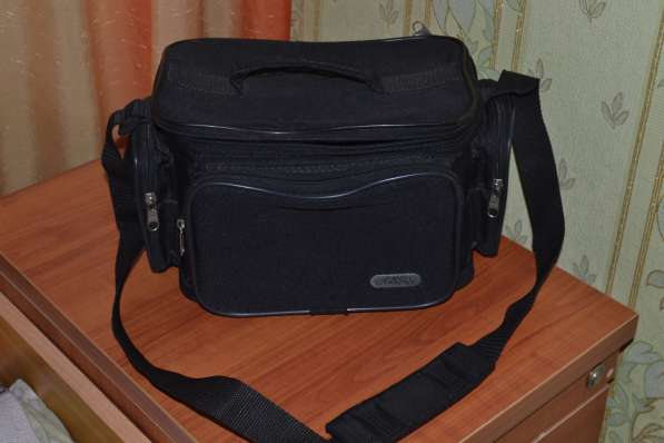 Продам сумку для видеокамеры/фотоаппарата в Ангарске