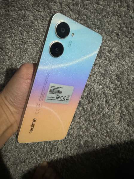 Продам телефон