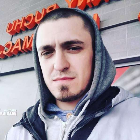 DenisKaluzhnii, 28 лет, хочет пообщаться
