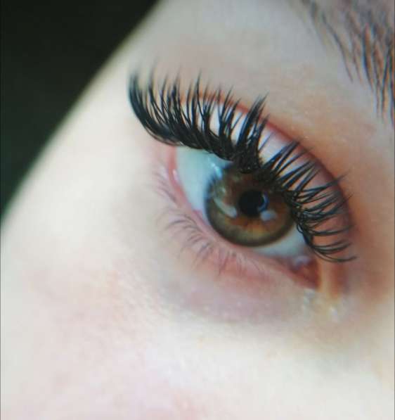 Наращивание ресниц