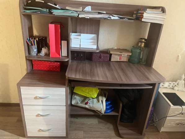 Компьютерный стол